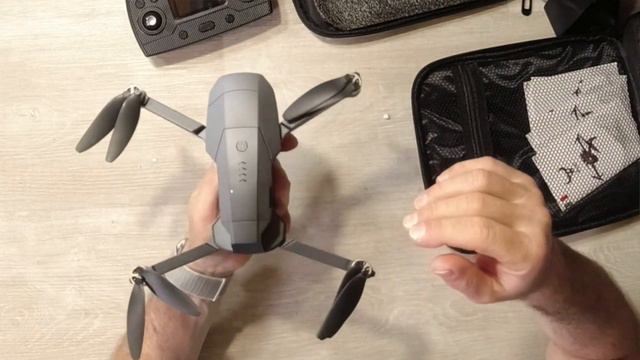 100€ INCREDIBILE SG907 MAX PESA 300g. HA UN GIMBAL MECCANICO SU 3 ASSI UNBOXING PRIME IMPRESSIONI смотреть онлайн