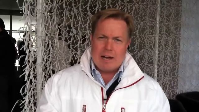 Audi Motorsports Explains R18 E-Tron Quattro Hybrid and TDI Diesel Tech смотреть онлайн