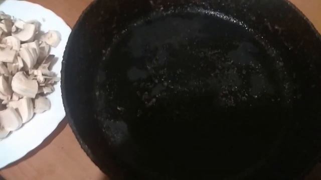 Вкусный картофель в духовке с грибами и кабачком!!! смотреть онлайн