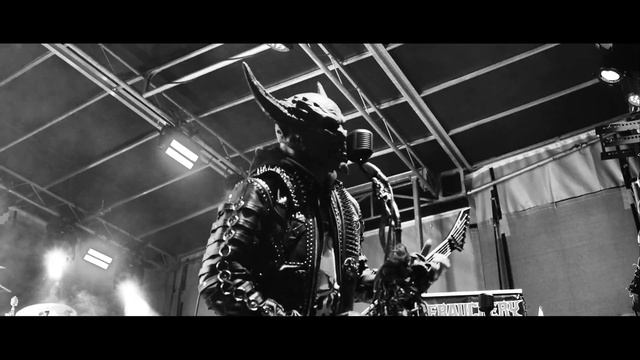 BLUTGOTT - Devourer of Worlds (Debauchery Version) смотреть онлайн