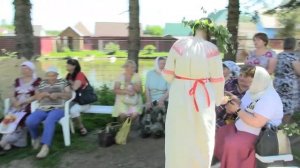 Театрализованный праздник "Ах, Троица, зеленая пора"