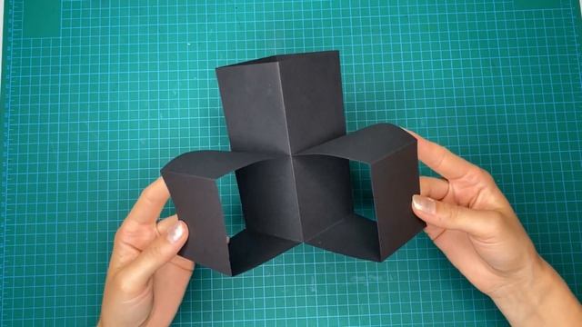 Triple Pop Up Cube Card in a Scrapbook | Tower Card Tutorial смотреть онлайн
