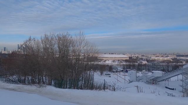 POV Moscow: Sparrow Hills and Moscow State University. Воробьёвы горы и МГУ 20.12.22 смотреть онлайн