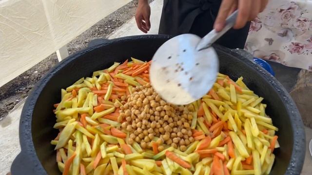 узбекская уличная еда. Toshkent to'y oshi смотреть онлайн