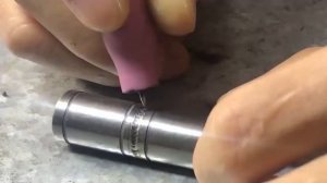 Точечная сварка, современный процесс точечной сварки металлических предметов.