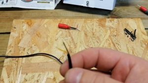 Китайская камера заднего вида на весту. Штатное подключение