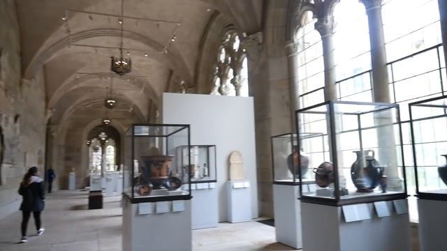 Yale University Campus Tour! (Exploring New Haven!)