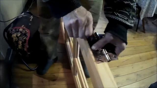Как врезать дверные петли и установить коробку в проем. смотреть онлайн