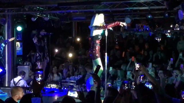 Loboda - Твои Глаза (live in Platinum Club / Kaliningrad) 2016 HD смотреть онлайн