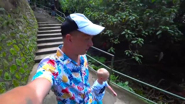 ОТПРАВЛЯЕМСЯ НА ВОДОПАД! МИЛАНА Купается В ВОДОПАДЕ! Наши приключения или обычный день на БАЛИ!