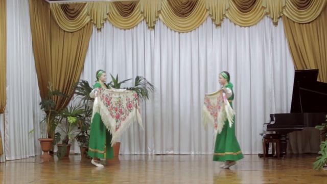 "Русский танец с платками" смотреть онлайн