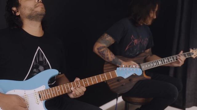 Haunted Shores - OnlyFangs (Misha & Mark Guitar Playthrough) смотреть онлайн