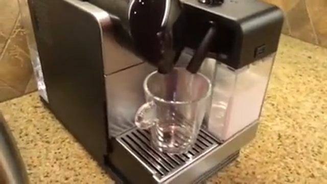 Nespresso Birthday Gift смотреть онлайн