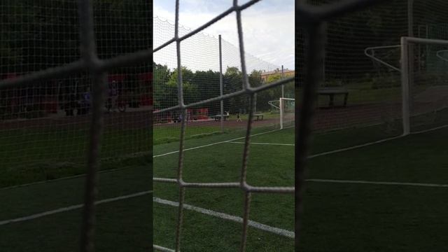[ Альбом ]
?? В Москве нелегалы опять выгнали детишек с футбольного поля, но не тут-то было - прие смотреть онлайн