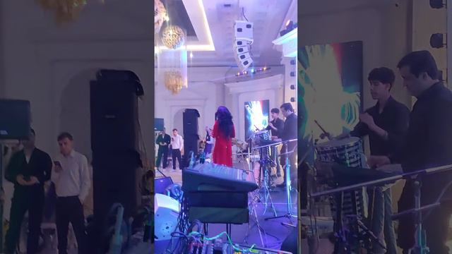 Фарахноз Шарафова туёна 2023 овози зинда-Farahnoz Sharafova tuyona 2023 ovozi zinda смотреть онлайн