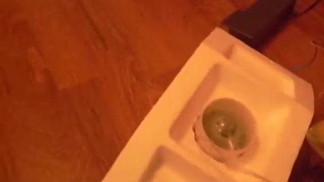 Неуправляемая хрень из пенапласта на воздушной подушке смотреть онлайн