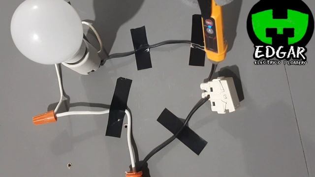 Solucion del PARPADEO en los FOCOS Solución смотреть онлайн