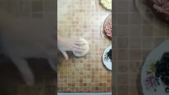 ПИЦЦА НА ТОНКОМ ТЕСТЕ НА МОЛОКЕ!Готовится всего за 10 минут| PIZZA ON THIN DOUGH!in just 10 minutes смотреть онлайн