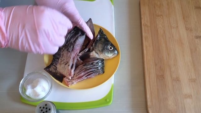 Как пожарить карася без костей смотреть онлайн