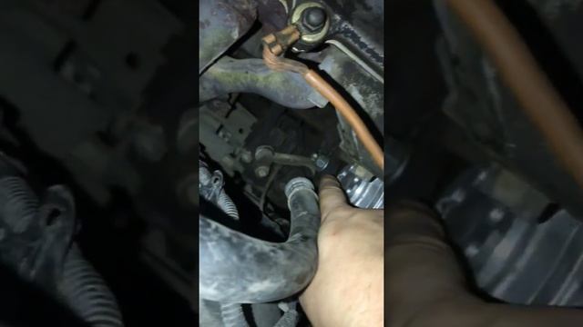 Power steering pump on 1997 Honda CR-V смотреть онлайн
