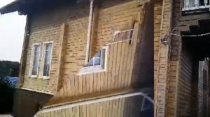 удаление старой краски с деревянного дома