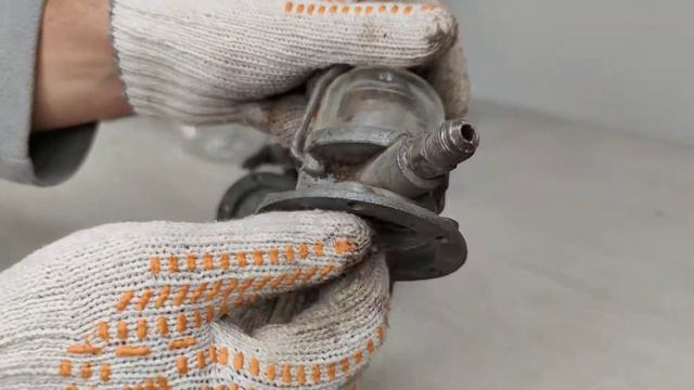 Бензонасос газ 21 , стеклянный отстойное смотреть онлайн