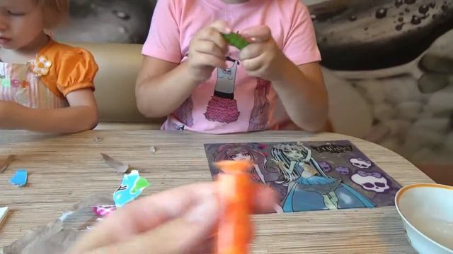 Monster high раскраска и необычные фломастеры! Monster high coloring and unusual pens! смотреть онлайн