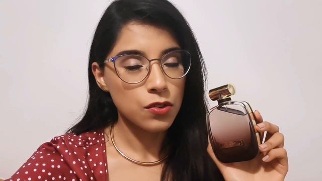 L'Extase de Nina Ricci. Reseña en español. смотреть онлайн