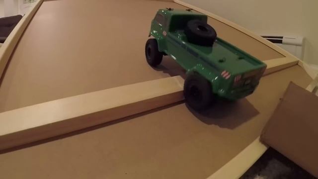 GO First Person View RC Crawling! ECX Barrage UV FPV 1:24-Scale Truck Review | RC Driver