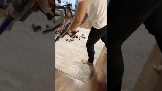 First Impressions: Dyson V11 Absolute смотреть онлайн