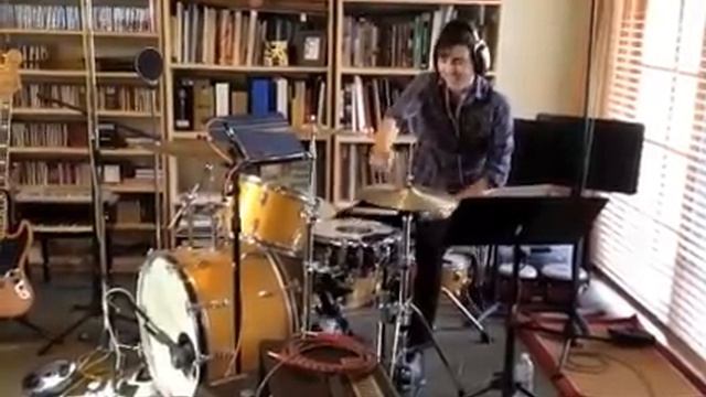 Tracking Drums for the Monte Mar track "Maybe" смотреть онлайн