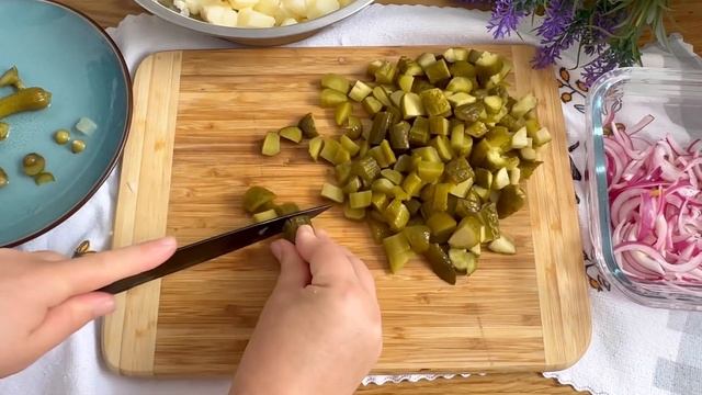 CEA mai GUSTOASA SALATA germana!Самый вкусный немецкий салат! Я никогда не устану есть этот салат! смотреть онлайн