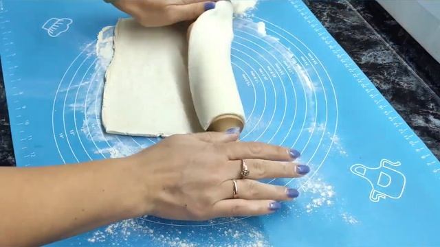 КУРНИК или куриный пирог из слоёного теста смотреть онлайн