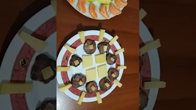 КУЛИНАРНЫЕ НАТЮРМОРТЫ ОТ АХМЕДА ЗУРАБОВА ЧТОБ ПРОШЛО СКОРЕЕ ВРЕМЯ! смотреть онлайн