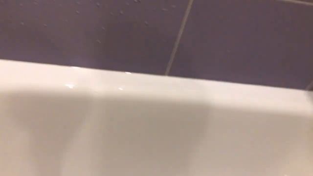 МОТИВАЦИЯ НА УБОРКУ! Чищу ванну и стеклянную шторку *УБОРКА* #танятур смотреть онлайн