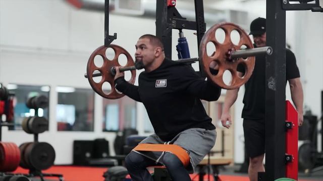 Mark Bell trains with Tony at the Super Training Gym! - Day 1 // RealWorld Tactical смотреть онлайн