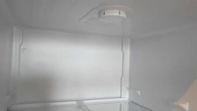 Распаковка — Холодильник с морозильником Beko RCSK250M20W смотреть онлайн