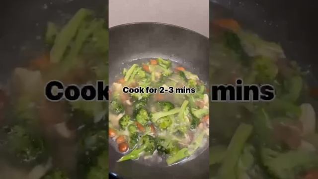 Creamy Almond Broccoli Soup/Easy Nd Quick/ Recipe By Preeti Brahmbhatt