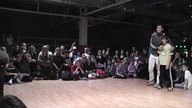 BREAK PANDA 2011 kids 1x1 арнольд vs ... смотреть онлайн