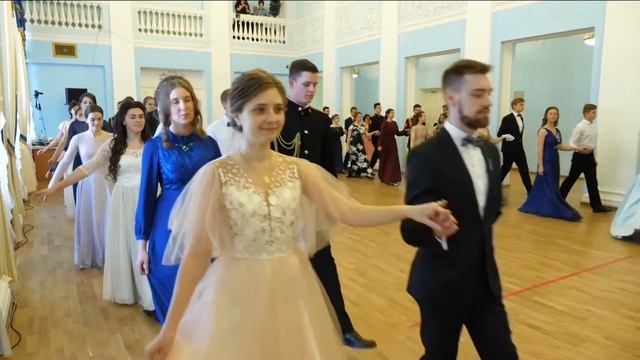 Life: Пасхальный бал в стиле 19 века смотреть онлайн