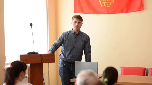 Ивановский обком КПРФ - Виталий Крайков обьясняет устав ЛКСМ смотреть онлайн