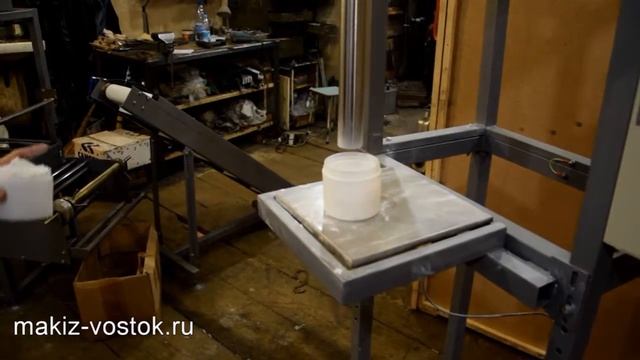 Весовой дозатор МФ-05-ВП для пылящих продуктов. Точная фасовка муки и порошков. смотреть онлайн