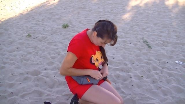 ИЩУ ПОТЕРЯННОЕ ОТДЫХАЮЩИМИ! Пляжный коп и поиск на Черном море смотреть онлайн