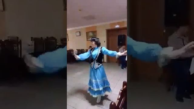 Башкирский танец. Эльвира Хусаинова смотреть онлайн