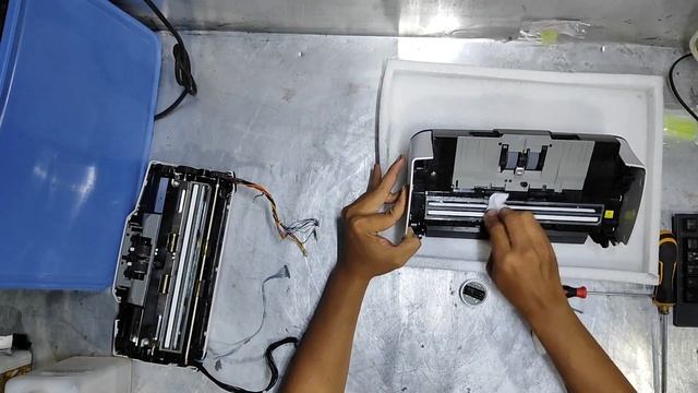 Cara ganti karet Fujitsu Fi 7180/7140/7160 (#how TO REPLACE FEED ROLLER SCANER FUJITSU) part 1.... смотреть онлайн