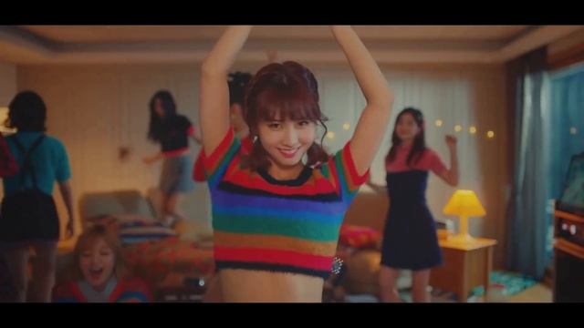 TRY NOT TO SING OR DANCE CHALLENGE Level: DIFFICULT | TWICE Edition смотреть онлайн