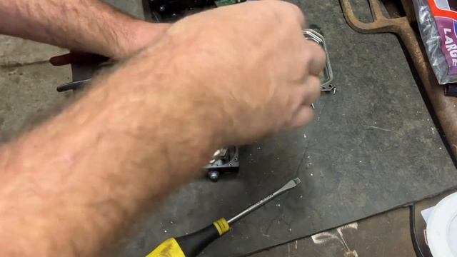 Removing magnets from computer hard drives смотреть онлайн