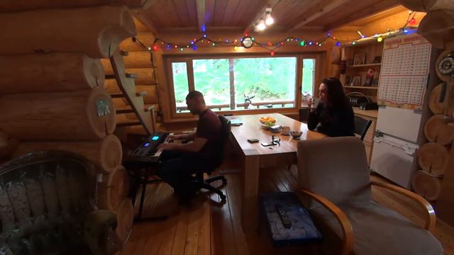 Песня про любовь - Инструмент: Roland JUNO-DS смотреть онлайн