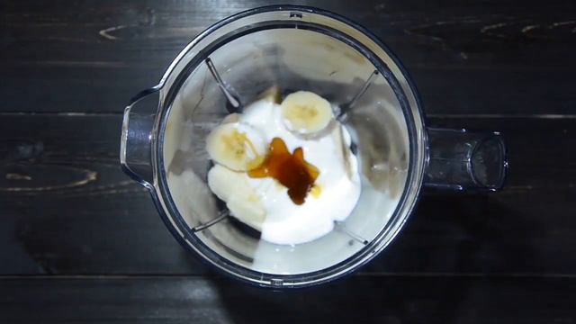 Брусничный смузи с кокосовой стружкой смотреть онлайн