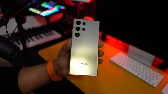 Samsung Galaxy S24 Ultra смотреть онлайн